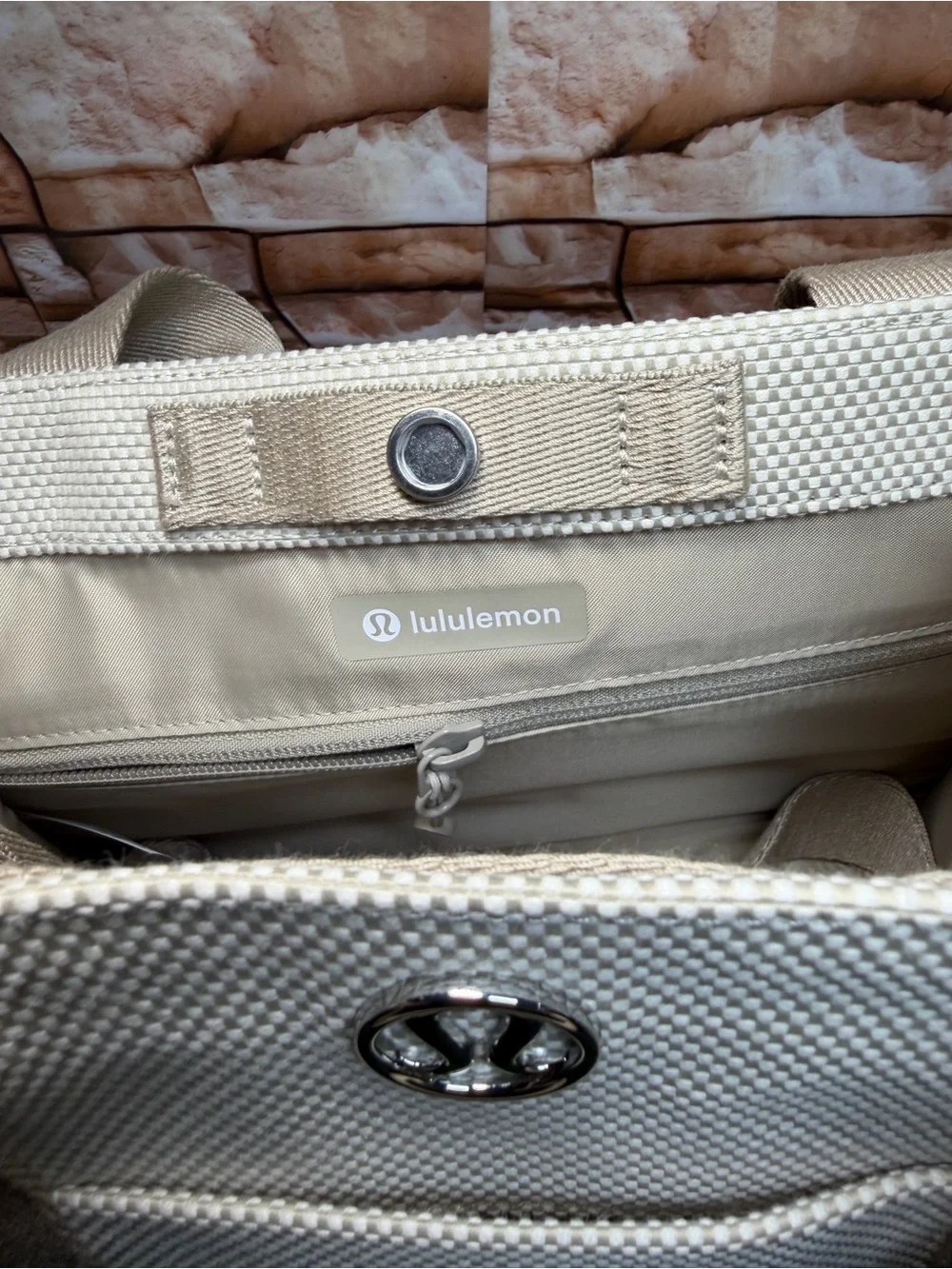 lululemon athletica new tags
